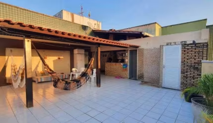 Imóvel para venda possui 130 metros quadrados com 3 quartos em Parreão - Fortaleza - CE