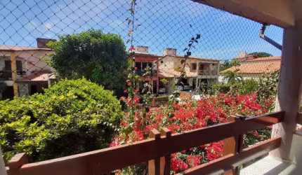 Excelente Casa Duplex em condomínio fechado ma Cidade dos Funcionários.