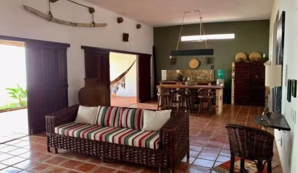Imóvel para venda com 200 metros quadrados com 3 quartos em Sucatinga - Beberibe - CE