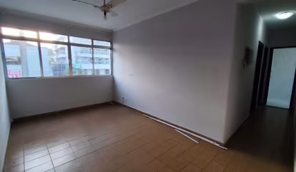 Apartamento na Avenida Ana Costa