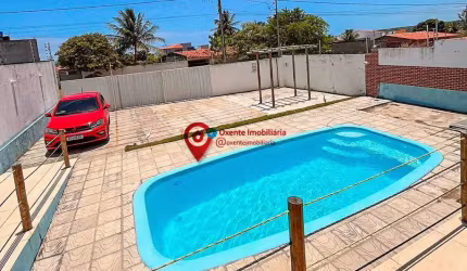 Casa mobiliada em condomínio fechado!