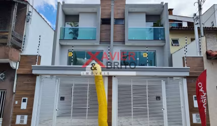 Sobrado à venda 200 m² 03 suítes, espaço gourmet e 04 vagas - Penha de França