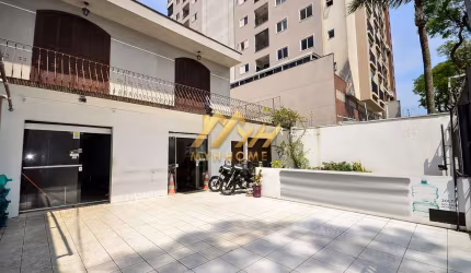 Casa com 3 quartos à venda na Rua João Bonat, Novo Mundo, Curitiba, 251 m2 por R$ 1.650.000