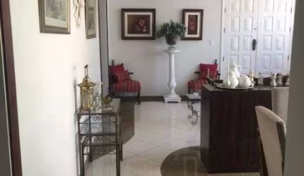 Vendo apartamento 3/4 , sendo 1 suíte na Graça , 178 m²,Valor R$ 550.000,00