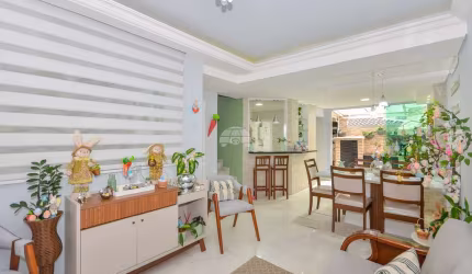 Casa com 3 quartos à venda na Rua Gustavo Schier, 640, Novo Mundo, Curitiba, 155 m2 por R$ 960.000