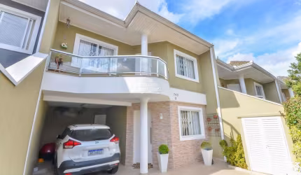 Casa com 3 quartos à venda na Rua Waldemiro Ry, 743, Novo Mundo, Curitiba, 161 m2 por R$ 920.000