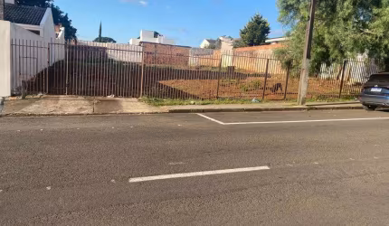 LACASA VENDE ÓTIMO TERRENO NO TRIANON PRÓXIMO A PRAÇA DA UCRÂNIA