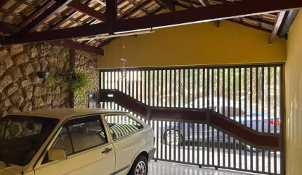 Casa à venda no bairro Jardim Petrópolis - Piracicaba/SP