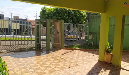 Casa à venda no bairro Jardim Athenas - Londrina/PR