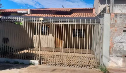 Linda Casa Geminada no bairro Ilha do Mel, Londrina/PR