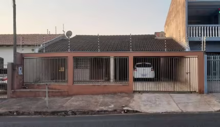 Casa no bairro Jardim dos Estados em Londrina-PR