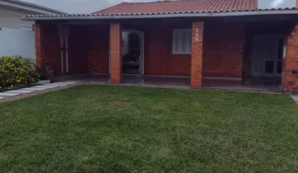 EXCELENTE CASA À VENDA NO BAIRRO ARCO-ÍRIS, EM CAPÃO DA CANOA!