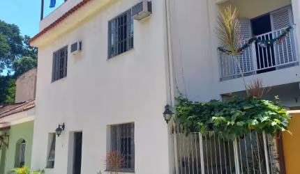 Casa com 4 quartos no Fonseca Niterói