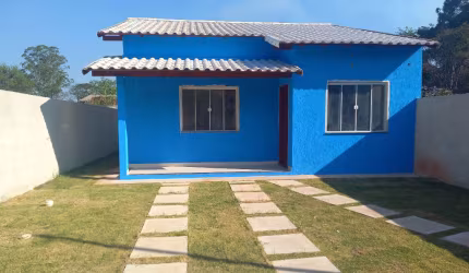 Casa  2 quartos dentro de condomínio em Itaboraí