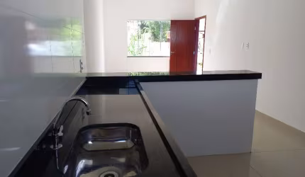 Casa  2 quartos dentro de condomínio em Itaboraí