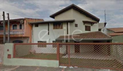 Casa com 3 quartos à venda na Rua Thereza Biondi Pereira, 382, Parque Jambeiro, Campinas, 250 m2 por R$ 900.000