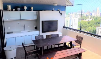 Belíssima Cobertura duplex com 333m2 na Madalena!