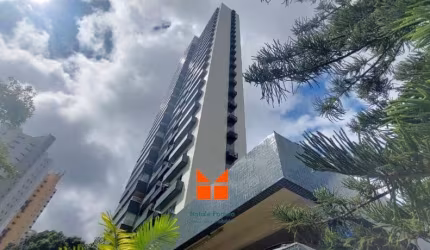 Oportunidade! Excelente apartamento no coração de Casa Forte!