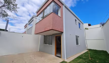 Casa Geminada para Venda em Belo Horizonte, Itapoã, 3 dormitórios, 1 suíte, 3 banheiros, 2 vagas