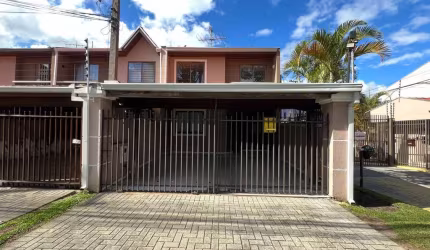Sobrado para Venda em Curitiba, Boqueirão, 3 dormitórios, 2 banheiros, 2 vagas