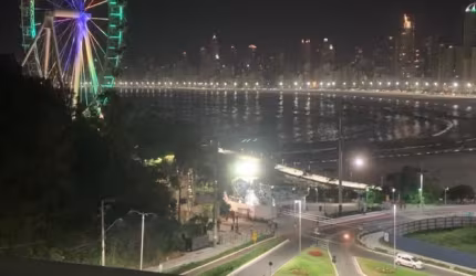 APARTAMENTO COM VISTA DA RODA GIGANTE!