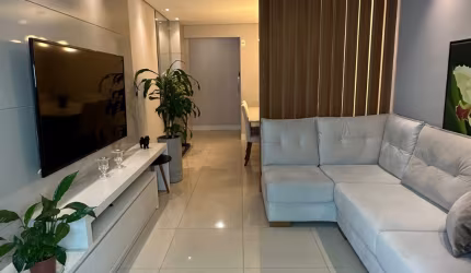 APARTAMENTO Á VENDA