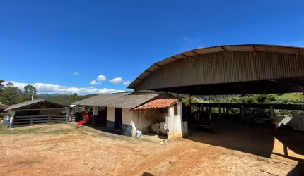 Fazenda com 156 alqueires em lagoinha Sp.