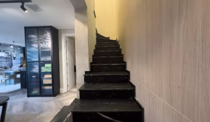 Cobertura com 3 quartos, 170m² privativos, no Bom Retiro, Curitiba - PR.