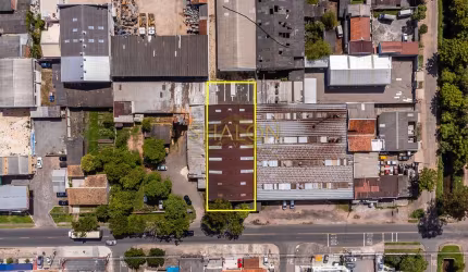 <p>BARRACÃO NO BOQUEIRÃO COM 800M² EM TERRENO DE 1.100 M², ZONA DE SERVIÇO 1</p>