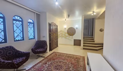<p>CASA, 3 QUARTOS, SUITE, VARANDA, PISCINA, CHURRASQUEIRA, PROXIMO AO PARQUE BARIGUI, MOSSUNGUE, CURITIBA, PR</p>