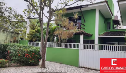 Casa com 4 quartos à venda na Rua Carlos Conceição, Buraquinho, Lauro de Freitas por R$ 900.000