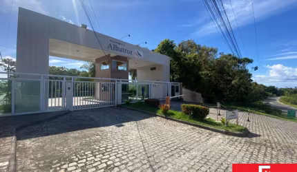 Terreno à venda na 1º Acesso Praia de Jauá, Jauá, Camaçari por R$ 450.000
