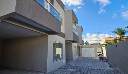 Casa com 3 quartos à venda na Rua Marília Tereza dos Santos, Ipitanga, Lauro de Freitas por R$ 450.000