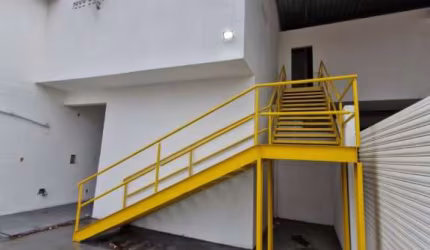 Sala comercial para alugar na Rua Araponga, Pitangueiras, Lauro de Freitas por R$ 7.000