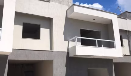 Casa com 3 quartos à venda na Abrantes, Abrantes, Camaçari por R$ 430.000