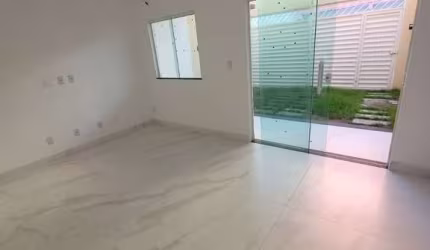 Casa com 3 quartos à venda na Rua Pilão Arcado, Vila Praiana, Lauro de Freitas por R$ 400.000