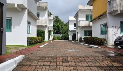 Casa com 3 quartos à venda na Rua Osvaldo B Pitangueiras, Pitangueiras, Lauro de Freitas por R$ 550.000
