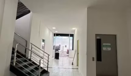 Prédio com 19 salas à venda na Avenida Getúlio Vargas, Centro, Feira de Santana por R$ 2.500.000