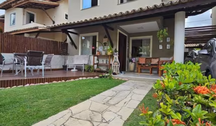 Casa com 4 quartos à venda na Rua Juracy Magalhães, Pitangueiras, Lauro de Freitas por R$ 790.000