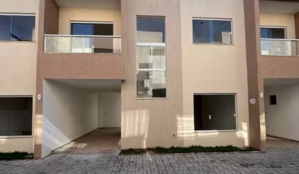 Casa com 3 quartos à venda na Avenida Amarílio Thiago dos Santos, Ipitanga, Lauro de Freitas por R$ 450.000