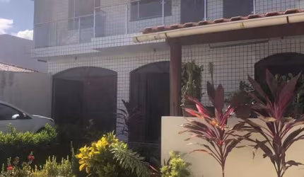 Casa com 2 quartos à venda na Rua Rio Grande do Sul, Centro, Lauro de Freitas por R$ 610.000