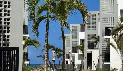 Casa com 3 quartos à venda na Avenida praia de Itacimirim, Itacimirim, Camaçari por R$ 1.900.000