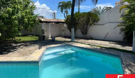 Casa com 2 quartos para alugar na Estrada Do Coco, Estrada do Coco, Lauro de Freitas por R$ 3.500