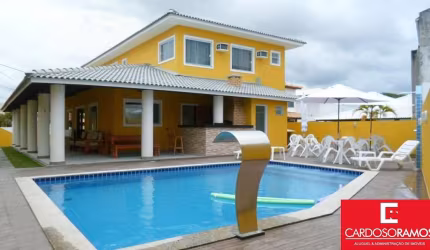 Casa com 7 quartos à venda na Rua Guarajuba, Guarajuba, Camaçari por R$ 2.400.000