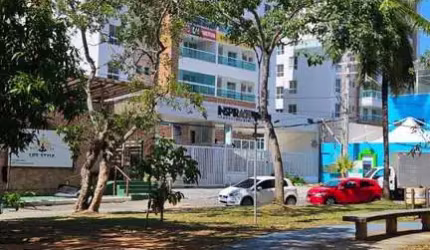 Apartamento com 4 quartos à venda na Rua Itamarajú, Jardim Aeroporto, Lauro de Freitas, 240 m2 por R$ 1.350.000