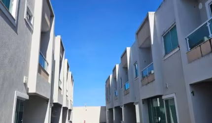 Casa com 2 quartos à venda na Rua Buraquinho, Buraquinho, Lauro de Freitas por R$ 480.000