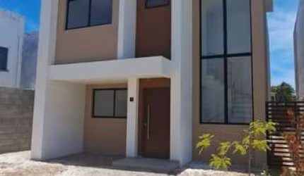 Casa com 3 quartos à venda na Rua Buraquinho, Buraquinho, Lauro de Freitas por R$ 890.000
