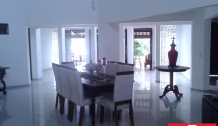 Casa com 5 quartos à venda na Rua Praia de Copacabana, 16, Vilas do Atlantico, Lauro de Freitas, 300 m2 por R$ 1.400.000