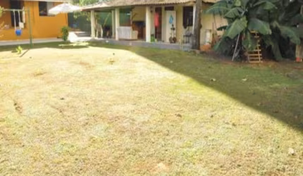 Casa com 4 quartos à venda na Rua Nadja Rita Rodrigues, 20, Pitangueiras, Lauro de Freitas, 360 m2 por R$ 1.400.000