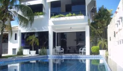 Casa em condomínio fechado com 4 quartos à venda na Rua Praia de Jaua, 40, Vilas do Atlantico, Lauro de Freitas, 220 m2 por R$ 1.650.000